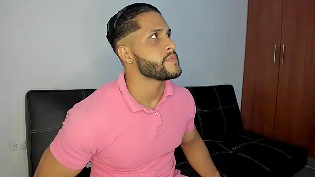 Snapshot of Pier_Simons chatting on February 7, 2026, 8:00 am Pier Simons online show from February 7, 2026, 8:00 am