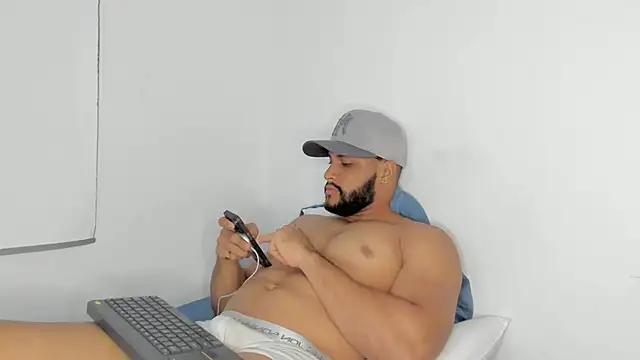 Snapshot of Pier_Simons chatting on February 25, 2026, 5:51 am Pier Simons online show from February 25, 2026, 5:51 am