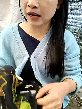 Tiyir597 online show from February 27, 2026, 2:12 am