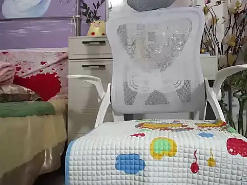 lyly asian online show from October 22, 2025, 1:16 am