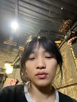 Phayphay77 online show from November 28, 2025, 2:01 am