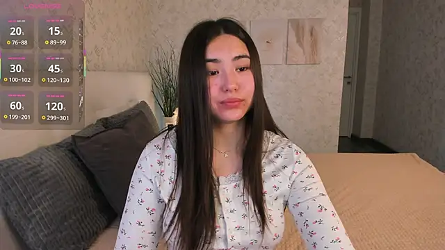 Megan Williamms online show from November 19, 2025, 9:53 am