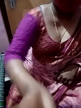 Jessi 25 online show from December 2, 2025, 9:38 pm