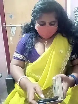 Snapshot of Jessi_25 chatting on November 30, 2025, 12:17 pm Jessi 25 online show from November 30, 2025, 12:17 pm