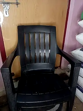 Snapshot of Jessi_25 chatting on October 27, 2025, 5:58 pm Jessi 25 online show from October 27, 2025, 5:58 pm