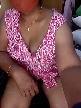 Snapshot of Jessi_25 chatting on October 30, 2025, 6:27 pm Jessi 25 online show from October 30, 2025, 6:27 pm