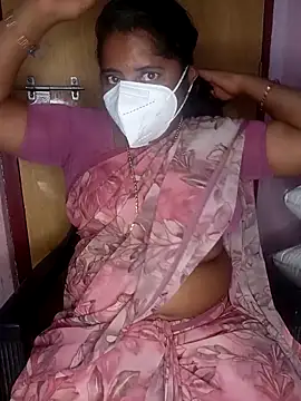 Snapshot of Jessi_25 chatting on September 24, 2025, 5:19 pm Jessi 25 online show from September 24, 2025, 5:19 pm