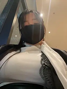 xiao-mo520 online show from November 4, 2025, 10:30 am