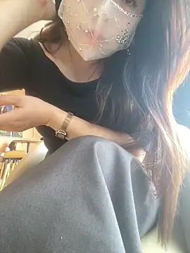 xiao-mo520 online show from September 27, 2025, 7:14 am