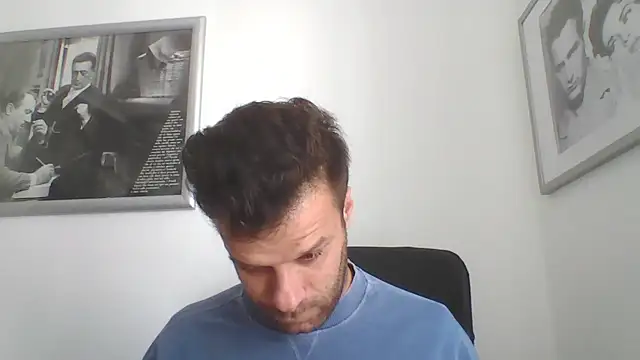 Snapshot of FROCETTO93 chatting on October 8, 2025, 12:07 pm FROCETTO93 online show from October 8, 2025, 12:07 pm