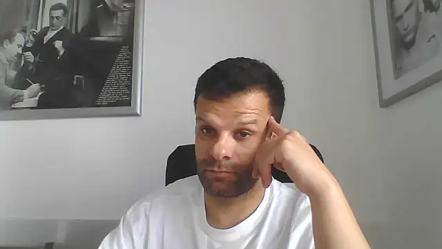 Snapshot of FROCETTO93 chatting on June 17, 2026, 6:35 am FROCETTO93 online show from June 17, 2026, 6:35 am