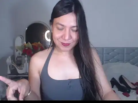 stellahugeX online show from September 12, 2025, 6:18 pm