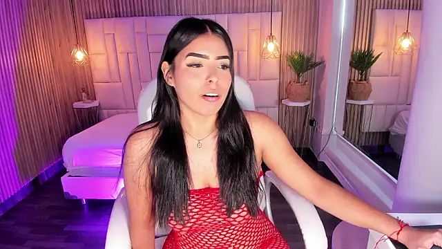 LovelyEyesx online show from February 2, 2026, 5:01 pm