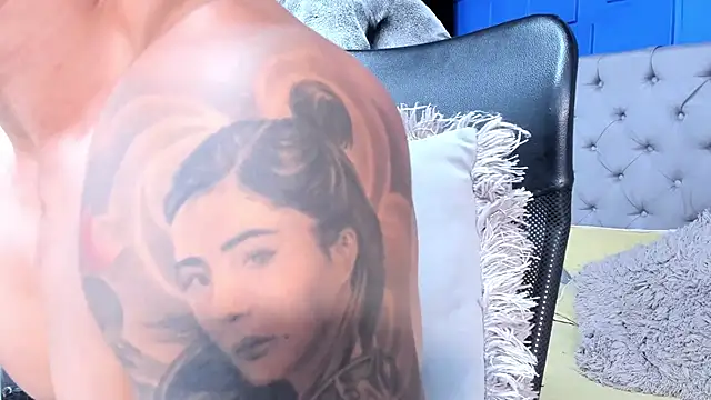 Snapshot of andres-clark92 chatting on October 8, 2025, 6:08 pm andres-clark92 online show from October 8, 2025, 6:08 pm