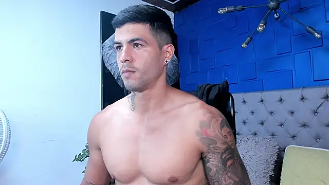 Snapshot of andres-clark92 chatting on October 24, 2025, 5:56 pm andres-clark92 online show from October 24, 2025, 5:56 pm