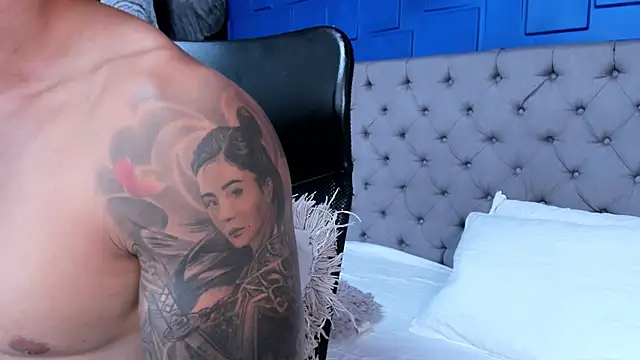 Snapshot of andres-clark92 chatting on November 6, 2025, 6:01 pm andres-clark92 online show from November 6, 2025, 6:01 pm