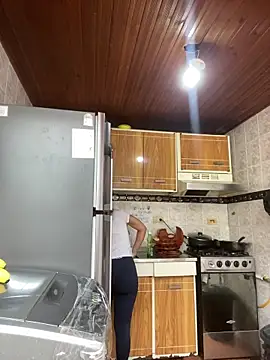 Snapshot of juliana-mancini chatting on November 21, 2025, 5:23 pm juliana-mancini online show from November 21, 2025, 5:23 pm