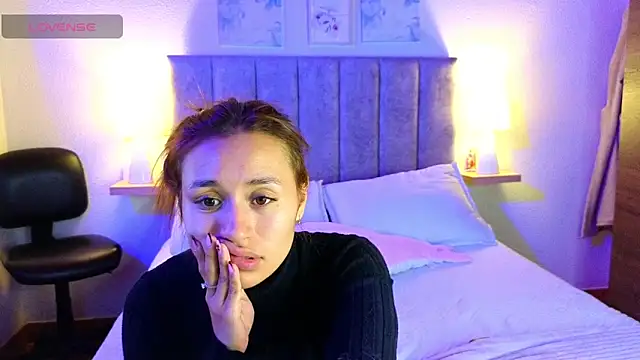 Snapshot of juliana-mancini chatting on November 5, 2025, 6:22 pm juliana-mancini online show from November 5, 2025, 6:22 pm