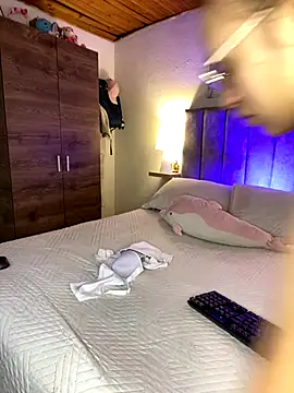 Snapshot of juliana-mancini chatting on October 4, 2025, 5:36 pm juliana-mancini online show from October 4, 2025, 5:36 pm