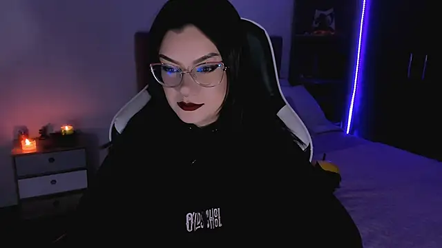 OphelianaRose33 online show from September 25, 2025, 10:27 pm