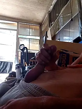 Hungwell1515 online show from March 26, 2026, 3:10 pm