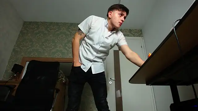 FelixStarkk online show from October 15, 2025, 4:22 am