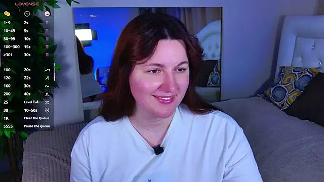 Snapshot of love_me__tonight_ chatting on May 3, 2026, 3:44 am love me tonight online show from May 3, 2026, 3:44 am