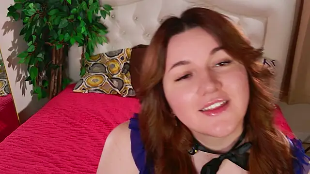 Snapshot of love_me__tonight_ chatting on May 17, 2026, 12:43 am love me tonight online show from May 17, 2026, 12:43 am