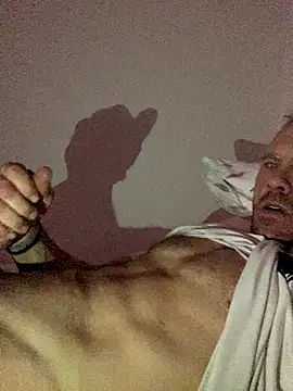 Snapshot of newjam chatting on November 13, 2025, 9:46 am newjam online show from November 13, 2025, 9:46 am