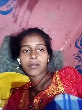 Snapshot of Saniye-143 chatting on November 14, 2025, 9:57 am Saniye-143 online show from November 14, 2025, 9:57 am