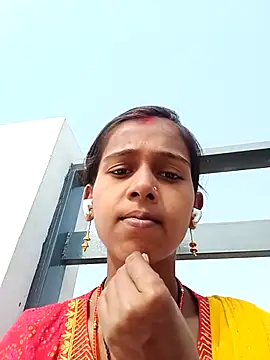 Snapshot of Saniye-143 chatting on November 20, 2025, 8:04 am Saniye-143 online show from November 20, 2025, 8:04 am