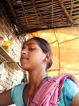 Snapshot of Saniye-143 chatting on September 21, 2025, 3:33 am Saniye-143 online show from September 21, 2025, 3:33 am