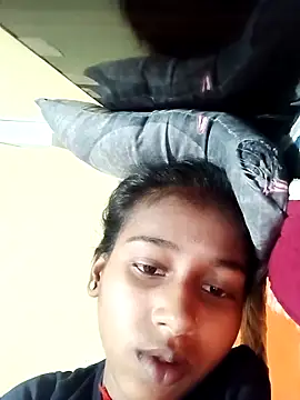 Snapshot of Saniye-143 chatting on September 22, 2025, 5:02 am Saniye-143 online show from September 22, 2025, 5:02 am