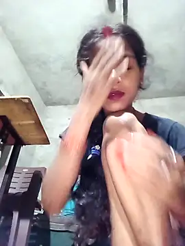 Snapshot of Saniye-143 chatting on September 12, 2025, 4:40 pm Saniye-143 online show from September 12, 2025, 4:40 pm