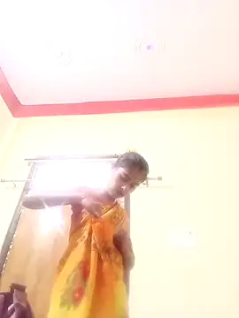 Snapshot of Saniye-143 chatting on September 30, 2025, 5:13 am Saniye-143 online show from September 30, 2025, 5:13 am