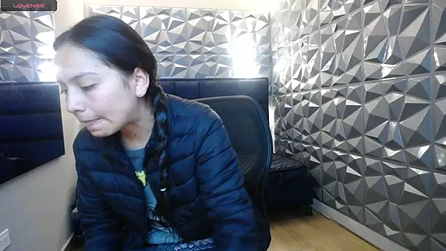 katalina07 1 online show from September 9, 2025, 12:58 pm