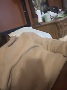 Certifiedna online show from December 1, 2025, 5:14 pm