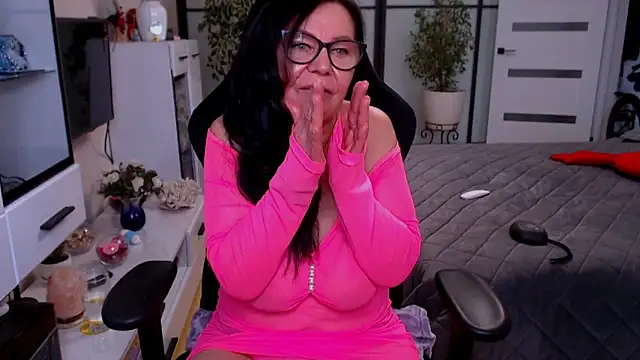 Anna Blare online show from April 14, 2026, 11:59 am