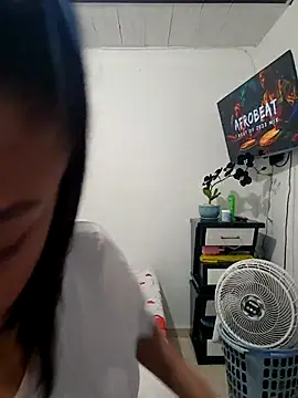 Snapshot of daliataleboficiall chatting on October 7, 2025, 7:37 pm daliataleboficiall online show from October 7, 2025, 7:37 pm