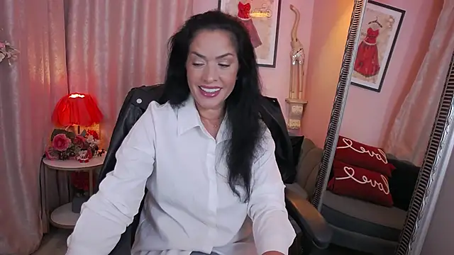 MyLovOne online show from September 29, 2025, 9:38 am