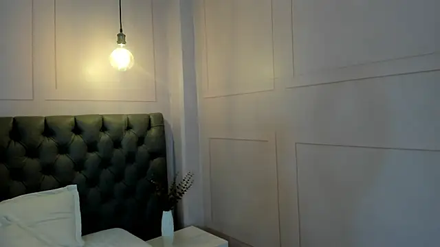 luna hot ass online show from March 21, 2026, 10:35 pm