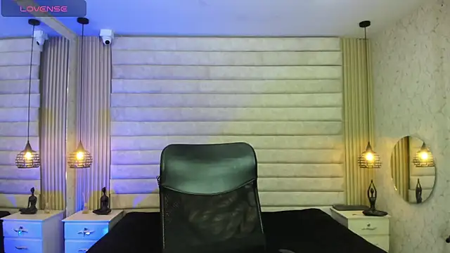 keytinthomson  online show from February 13, 2026, 7:36 pm