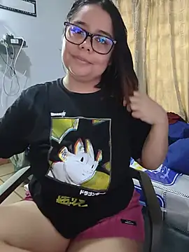 Snapshot of saenz_eymi chatting on July 18, 2026, 6:49 pm saenz eymi online show from July 18, 2026, 6:49 pm