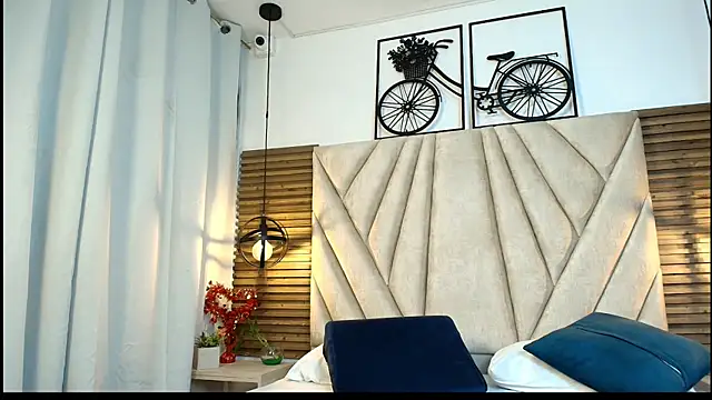 Cinthiabaker online show from October 7, 2025, 11:33 am