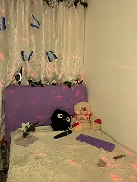 Linda Bellucci online show from February 8, 2026, 4:21 am