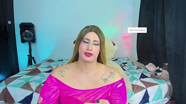 Snapshot of Sweetveronik_44 chatting on November 27, 2025, 9:48 pm Sweetveronik 44 online show from November 27, 2025, 9:48 pm