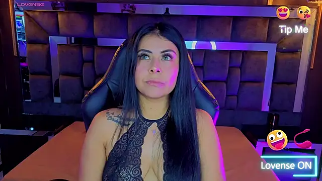 Aniajoness  online show from January 17, 2026, 4:16 am