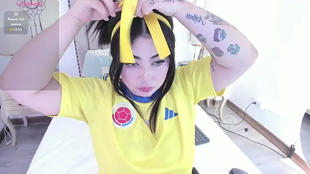 MeganStar   online show from November 15, 2025, 11:47 am