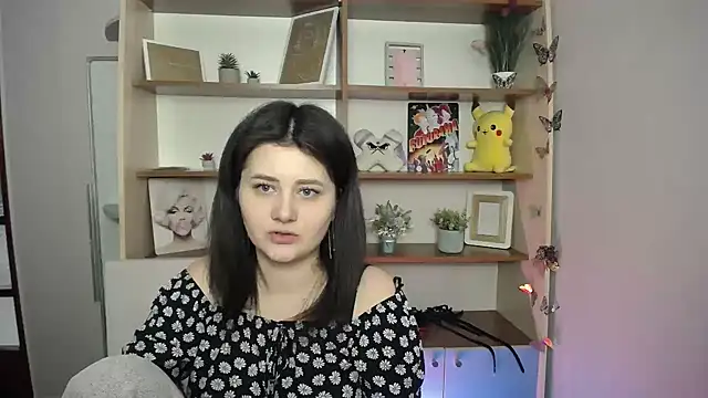 Katrin kiss  online show from March 29, 2026, 12:29 pm