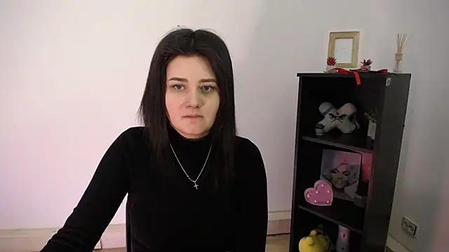 Katrin kiss  online show from February 3, 2026, 1:16 pm